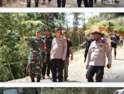 Hari Ke-5 Penanganan Banjir Bandang, Karo Ops Polda Papua Barat Tinjau Lokasi Bencana di Pegunungan Arfak