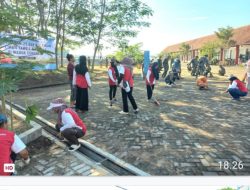 Sinergi Kodim Boyolali Dan Masyarakat Bersihkan Fasum Di Plaza Waduk Cengklik