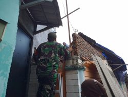 Ringan Tangan, Tanpa Syarat dan Sorotan Publik, Ketulusan Babinsa Danukusuman Bantu Renovasi Rumah