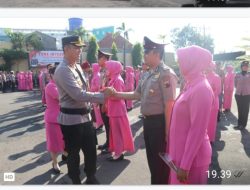 Kapolres AKBP Riki Yariandi, SH., S.IK., MH Pimpin Upacara Kenaikan Pangkat 37 Personel Polres Pekalongan Kota.