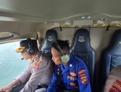 Polda Jatim Gunakan Kapal Patroli Polairud dan Helikopter Cari Korban Kapal Tenggelam di Selat Bali