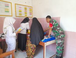 Babinsa Nogosari Dampingi Imunisasi Balita untuk Generasi Sehat