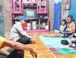 Kapolsek Hu’u Anjangsana Ke Kediaman Korban Di Dusun Mamboa.
