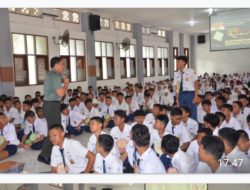 Dandim 0735/Surakarta Berikan Materi Wasbang Dan Bela Negara Kepada Peserta MPLS SMAN 6 Surakarta