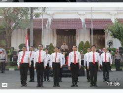 Kapolrestabes Surabaya Memberikan Penghargaan Tim Ungkap Curanmor yang Tewaskan Gadis Remaja