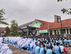 Kepala SMPN 1 Majalaya Mengajak Kobarkan Nilai Nasionalisme dan Wujudkan Prestasi.
