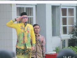 H. Anwar Hadimi S.Pd., M.Pd Kepala Kemenag Batola Jadi Pembina Upacara Peringatan HUT RI ke-80
