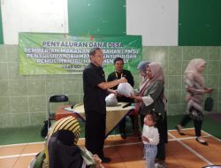 Pemdes Solokan Jeruk Salurkan Bantuan Makanan Tambahan Bagi Ibu Hamil Melalui Dana Desa Anggaran 2025.