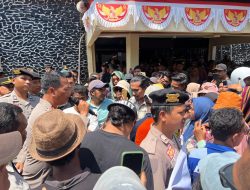 Kapolres Dompu Temui Masa Aliansi Pencari Keadilan, Terkait Kasus Penganiayaan dan Pembakaran di Kota Baru.