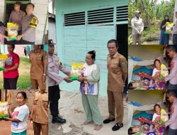 Polri Untuk Masyarakat, Kapolres Salurkan Bansos Kepada 30 Warga di Baradatu