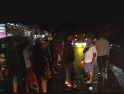 Blokade Jalan di Madaprama, Cepat Ditangani Polsek Woja, Solusi Dialog Jadi Jalan Tengah.