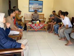 Komandan Kapal XXI Ditpolairud Polda NTB, Gelar Silaturahmi Dengan Karang Taruna Desa Calabai-Dompu, Sinergi Wujudkan Kamtibmas Yang Kondusif.