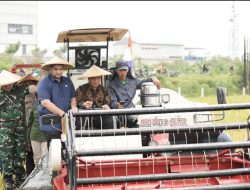 Bantuan Alsintan untuk Petani, Bupati Kang DS: Semua Anggota Poktan Berhak Memanfaatkannya