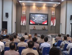 Mitigasi Pelanggaran, Bidpropam Polda Jatim Lakukan Tes Urine di Mapolres Trenggalek