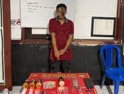 Kaleng Rokok Tempat Simpan Sabu, Terduga A Lagi Asik Tidur di Kos Akhirnya di Sergap Polisi.