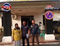 Erman, SH,. CCD, Kuasa Hukum Mirahayati Datangi Kantor Polsek Tambelang Untuk Proses Mediasi