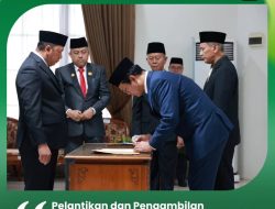 Sekdakab Batola Hadiri Acara Pelantikan 2 Kadis Berkompeten.