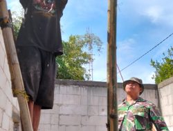 Satgas TMMD Kodim Boyolali dan Warga Kompak Rehap Rumah Ibu Siti di Ampel