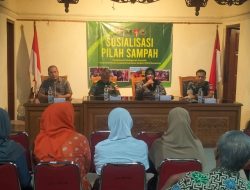 Guna Terciptanya Lingkungan Bersih Dan Sehat, Babinsa Kepatihan Wetan Berikan Sosialisasi Resik-Resik Pilah Sampah Surakarta (Respata) Pada Warga Binaan