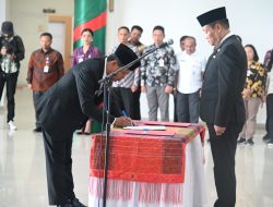 Bupati Humbang Hasundutan Ambil Sumpah Janji Pejabat Pimpinan Tinggi Pratama dan Fungsional