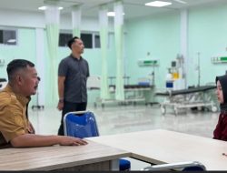 BUPATI MONADI TINJAU RUMAH SAKIT BUKIT KERMAN YANG BARU DIRESMIKAN