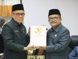 Pemkab Bantaeng Serahkan Ranperda dan Rancangan KUA-PPAS Tahun Anggaran 2026 ke DPRD
