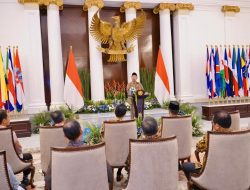 Serahkan Sertipikat Hak Pakai kepada Menteri Luar Negeri, Menteri Nusron: Langkah Amankan Asset Negara