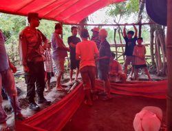 Polsek Moyo Hilir Bubarkan Judi Sabung Ayam di Moyo Utara