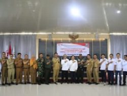 Hi. Raden Adipati Surya didampingi Ilham Fadli Pimpin PMI Way Kanan Masa Bhakti 2025–2030