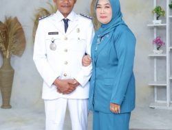 Turut Berduka atas Meninggalnya Ibu Juniarti Istri Anggota DPRD Kabupaten Mandailing Natal Muharuddin Umpan Dari Camat Batahan Sukiman, SE & Ibu PKK Maryati, S.Pd