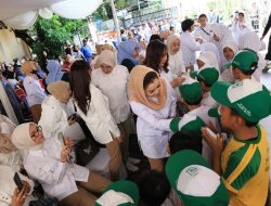 Perempuan Partai Gerindra Bagikan 750 Paket Sembako dan Santunan Anak Yatim di Jakarta