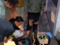 Polisi Amankan Puluhan Botol Miras di Pasar Ciawitali