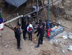 Gerak Cepat Brimob Laksanakan Atensi Presiden Prabowo, Bangun Jembatan Gantung untuk Anak Sekolah di Soppeng