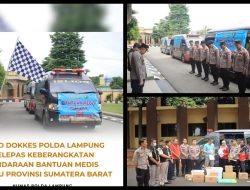 Kabid Dokkes Polda Lampung Melepas Keberangkatan Kendaraan Bantuan Medis Menuju Provinsi Sumatera Barat.