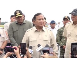 Prabowo Pastikan Pasokan Pangan Cukup di Lokasi Terdampak Bencana yang Terisolasi