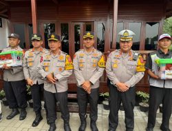 Kapolda Jabar Tinjau Tol Jakarta – Cikampek dan Pos Pengamanan Polres Karawang di Libur Nataru 2025