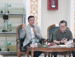 Bupati Kang DS Instruksikan Disnaker Bikin Kajian Soal Pemberlakuan UMSK