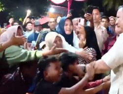 Suasana Malam Tahun Baru Remaja hingga Orang Tua Tapsel di Pengungsian Bareng Prabowo: Senang Sekali!