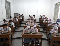 Siswa Berkaca-kaca Cerita Uang Jajan Kini Bisa Ditabung Berkat MBG