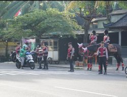 Patroli Jumat Berkah Pasukan Berkuda Ditpolsatwa Polri di Depok