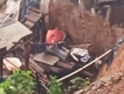 “Belum Ada Perhatian Dari Pihak Pemerintah Terkait 6 Rumah Yang Longsor di Desa Bayah Timur ?!”