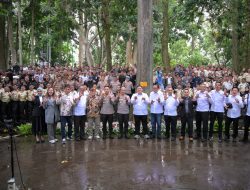Kapolda Jabar Ajak Satpam Perkuat Sinergi Jaga Keamanan Lingkungan dalam Ngariung Sauyunan Jaga Lembur, Pada HUT Satpam ke-45