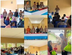 Jumat Berkah di Tanjung Ratu, Kapolres Way Kanan Salurkan Bansos ke Warga