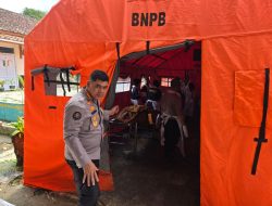 Kabid Humas Polda Jabar Sampaikan Duka Cita atas Gugurnya Bhabinkamtibmas Polsek Cisarua Ipda (Anumerta) Hendra Kurniawan