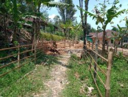 “Program Jalan Usaha Tani Di Desa Cidikit Ditutup Oleh Orang Mengaku Pemilik Lahan ?!”