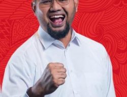 Belum Genap Setahun Launching Program UHC, Dibawah Kepemimpinan Bupati Hasan Ali Basam Kasuba Halmahera Selatan Raih Penghargaan Cakupan Kesehatan Semesta.