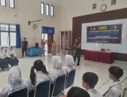 Melalui LDKS, Babinsa Kelurahan Sewu Bentuk Karakter Pemimpin Muda