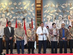 Transisi Kepemimpinan Aman, Pemerintah Pastikan Bursa dan OJK Tetap Berjalan Normal